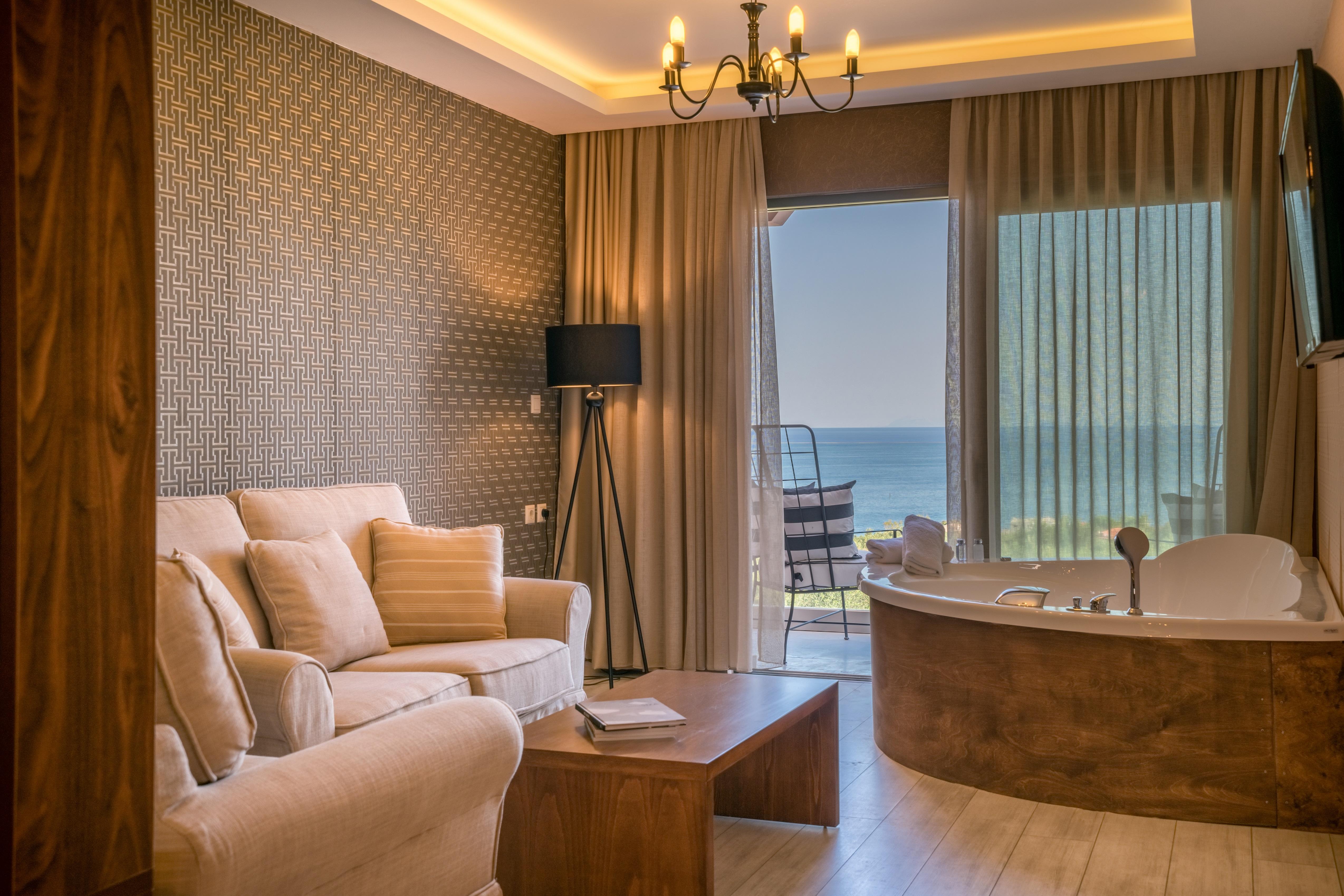 Elegance Luxury Executive Suites - Adults Only Tragáki Kültér fotó