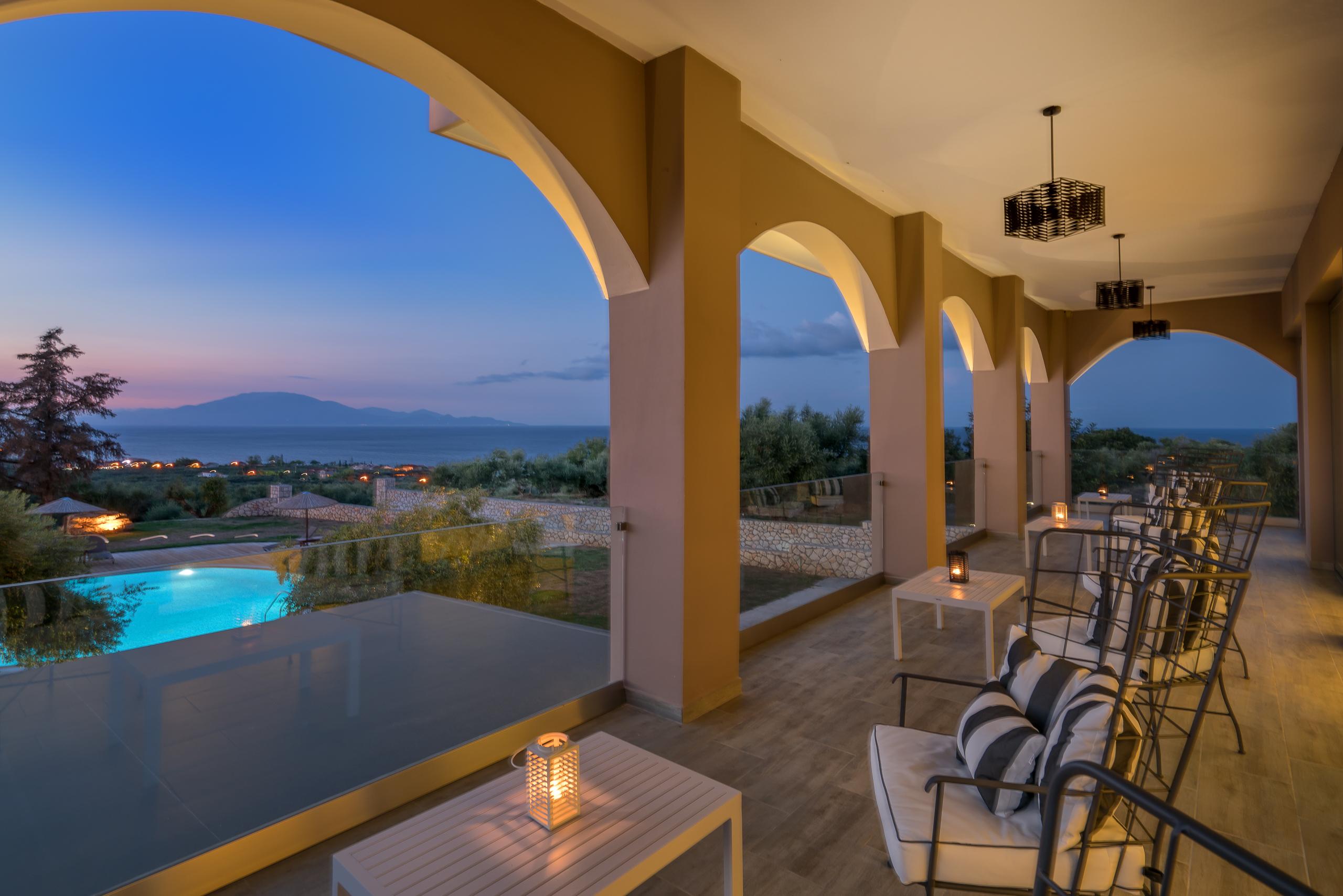 Elegance Luxury Executive Suites - Adults Only Tragáki Kültér fotó