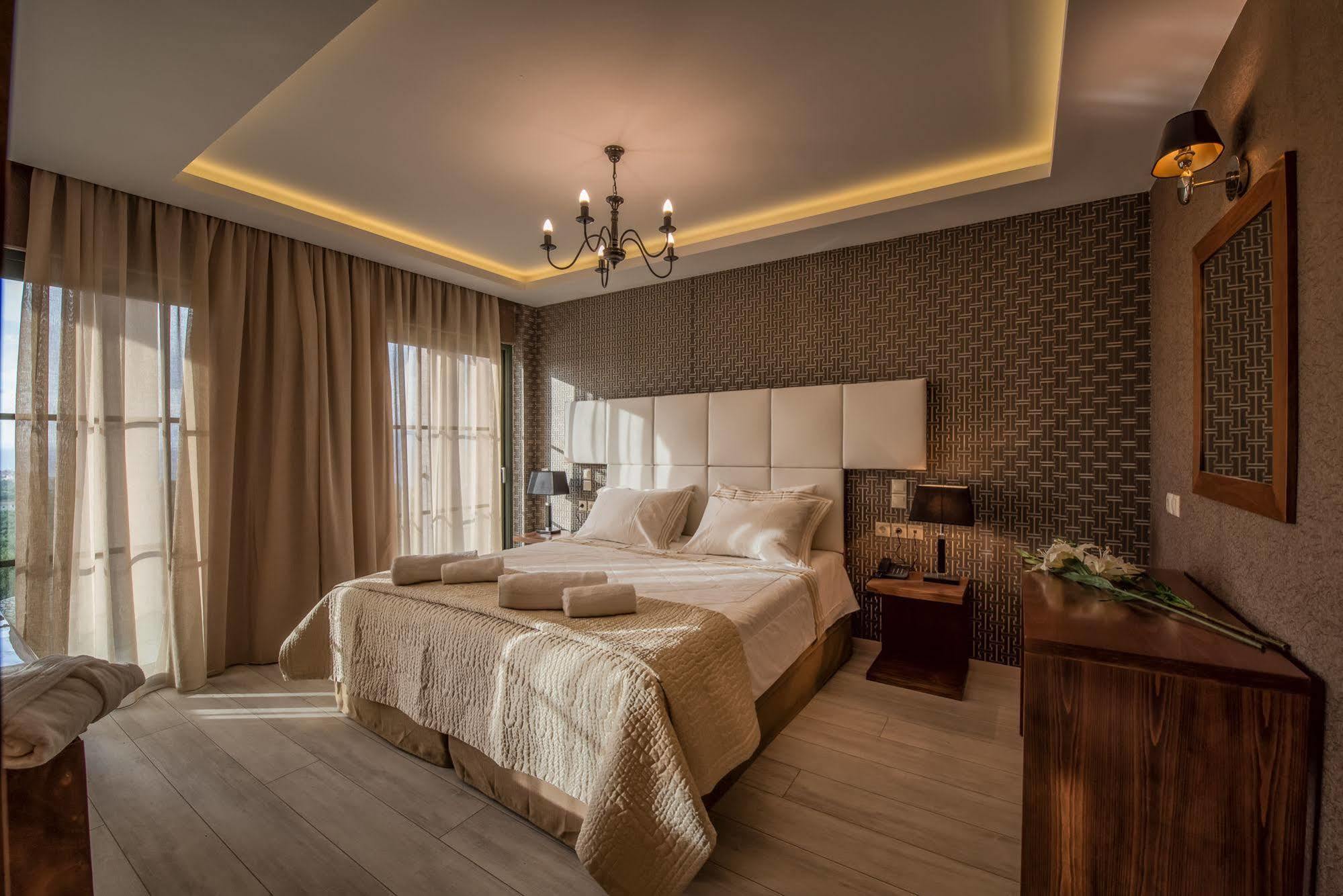 Elegance Luxury Executive Suites - Adults Only Tragáki Kültér fotó