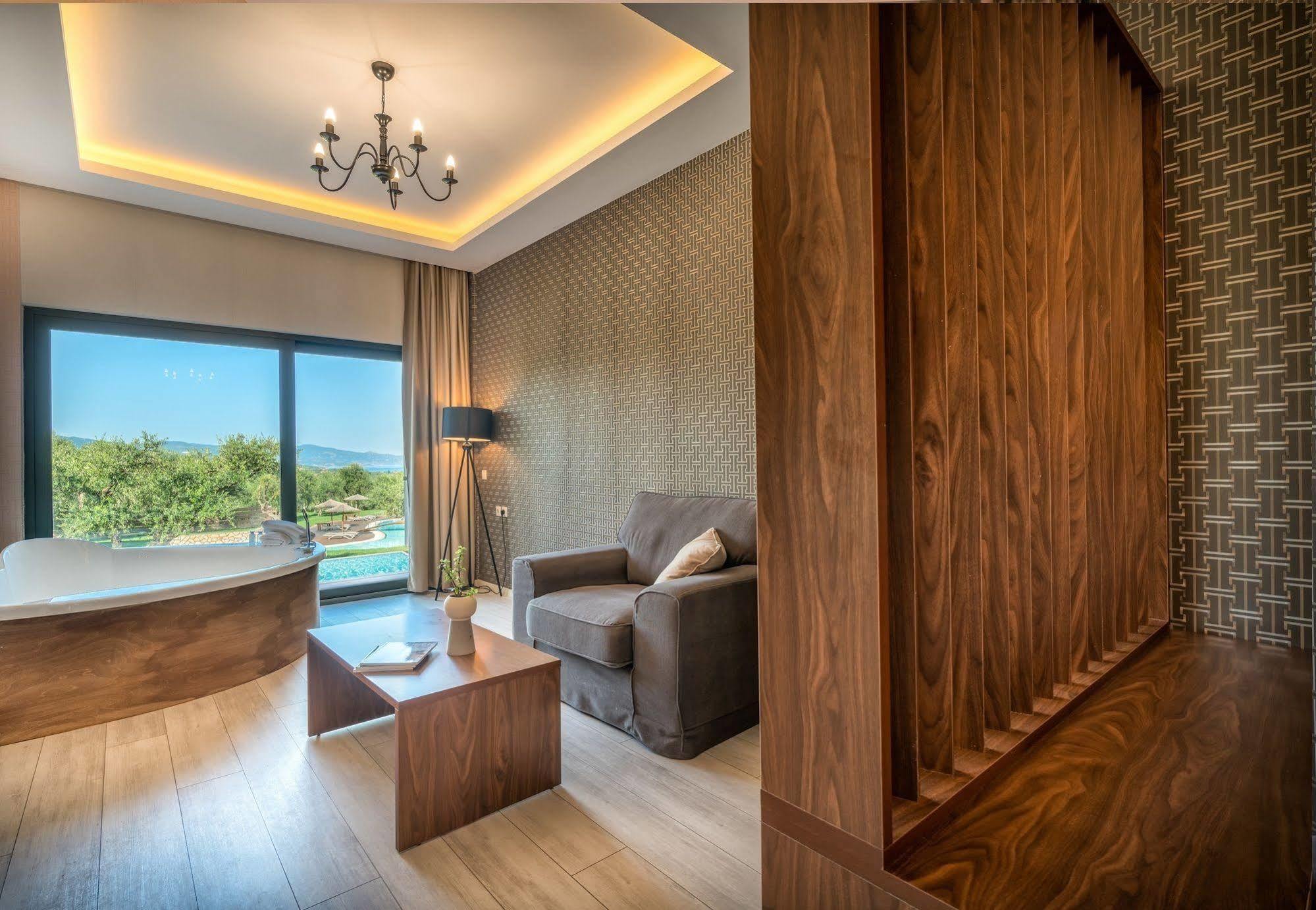 Elegance Luxury Executive Suites - Adults Only Tragáki Kültér fotó